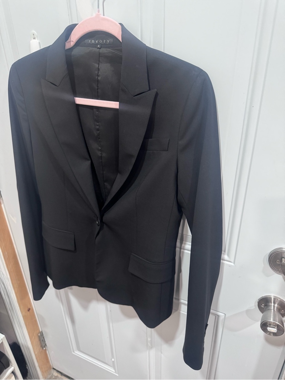 Theory Black Single-Button Notch Lapel wool blend Blazer size 6